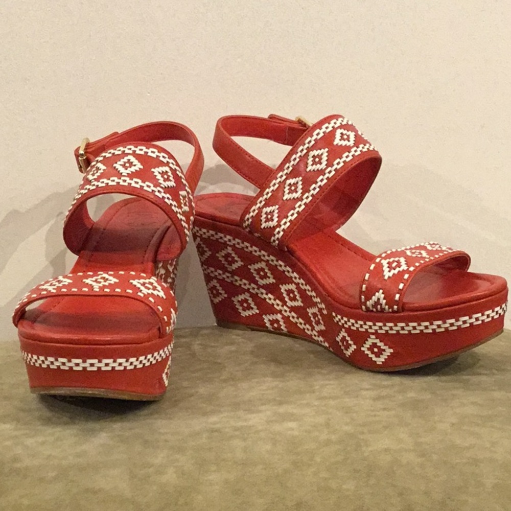 Tory Burch Red And White leather wedges size 7